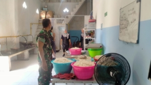 Pendampingan Babinsa Dompu di Program BGN