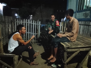 Babinsa Desa Ncandi Ajak Warga Waspadai Narkoba dan Jaga Kerukunan Lingkungan