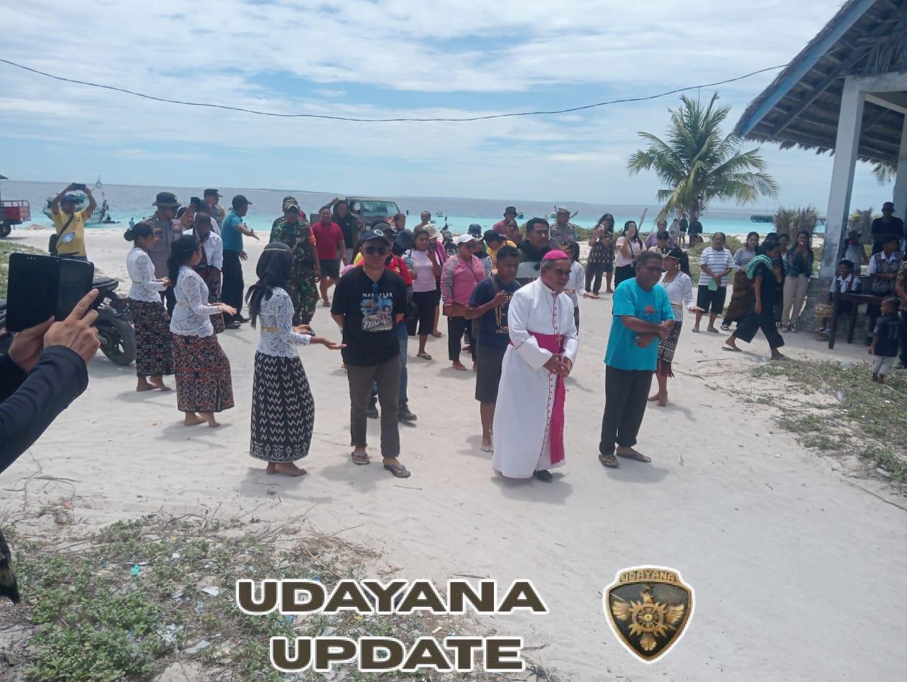 Persit Kodim 1627 Dukung Pengamanan Proyek Garam Nasional Lewat Dapur Sehat Bergizi