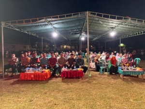 Semarak HUT RI ke-80, Babinsa Taliwang Jaga Kekompakan Warga Desa Desaberu