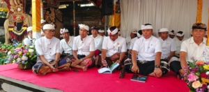 Danramil 1616-02/Ubud Dukung Kelancaran Upacara Karya Agung Ngenteg Linggih di Pura Naga Sari