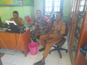 Sinergitas Babinsa Dan Pemerintah Desa Oesena Semakin Solid