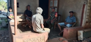 Sertu Lodewik Kay Ingatkan Petani Pantar Jaga Keamanan dan Lingkungan