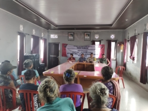 Babinsa Desa Subaya Kawal Penyaluran BLT-DD Tahap X Tahun 2025, Pastikan Bantuan Tepat Sasaran