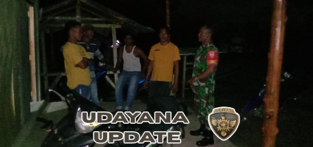 Patroli Malam di Dusun Kamama, Babinsa Tekankan Peran Serta Masyarakat
