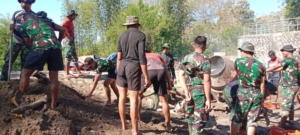 Tingkatkan Infrastruktur, TMMD ke-126 Kodim Ngada Selesaikan 32% Pengecoran Bendungan di Riung Barat