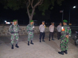 Patroli Gabungan Dipimpin Aipda Idham dan Pelda Anwar Pastikan Keamanan di Palibelo