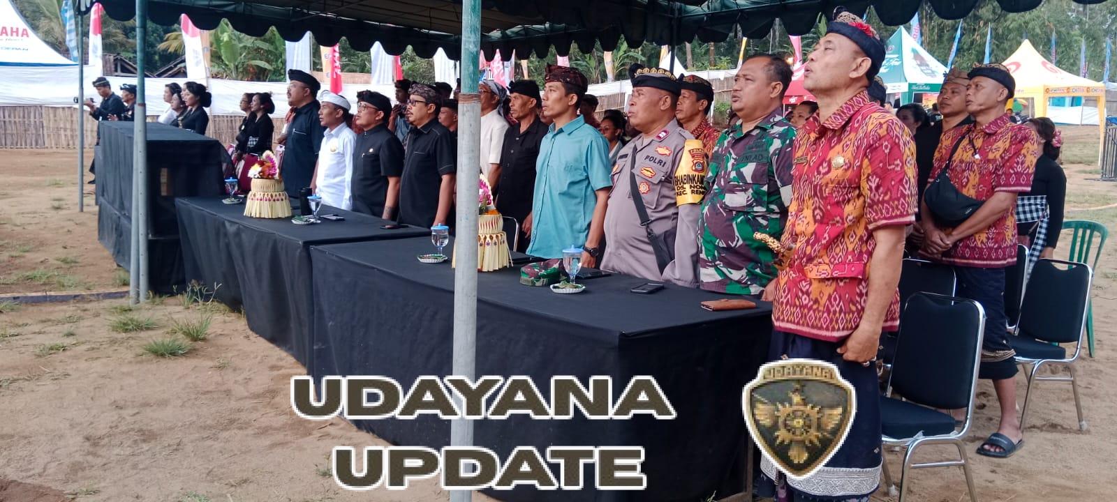 Anggota Koramil 1623-03/Rendang turut hadiri Pembukaan Acara Nongan Village Festival.