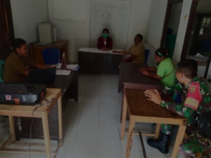 Babinsa Koramil 1602-02/Wolowaru Laksanakan Komsos dan Puldatater di Desa Ranggatalo