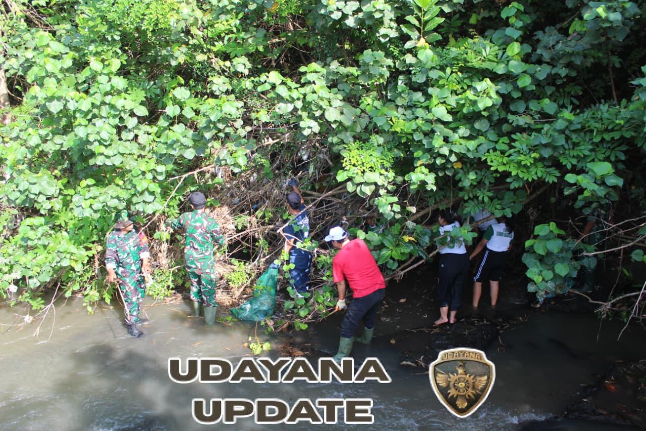 Wujudkan Bali Lestari, Dandim Tabanan dan Forkopimda Tanam Pohon dan Bersihkan Sungai