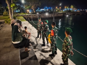 Patroli Rutin TNI, Memastikan Keamanan dan Kenyamanan di Sektor Pariwisata Labuan Bajo