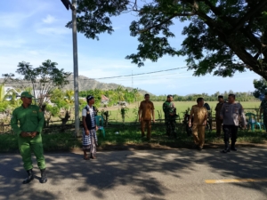 Ngenteg Linggih di Pura Dalem Kokarlian, Babinsa Bersama Forkopimcam Hadiri Upacara Sakral Umat Hindu