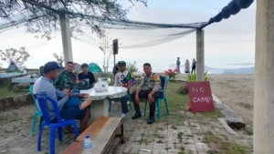 Melalui Komsos, Babinsa Mantar Pererat Hubungan TNI dan Masyarakat