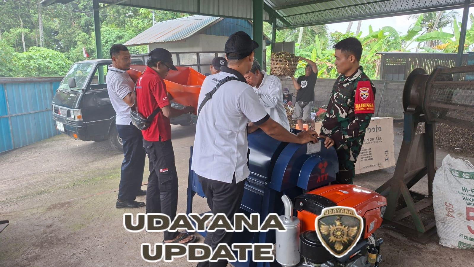 Babinsa Manduang Dampingi Pemasangan Mesin Pemilah Di TOSS Desa Manduang