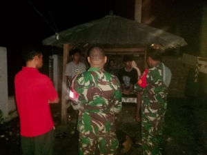 Babinsa dan Pemuda Lewirato Bersinergi Ciptakan Lingkungan Aman Kota Bima