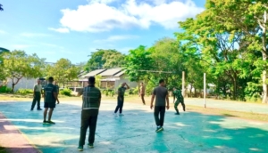 Kebersamaan yang Menguatkan, Prajurit Kodim 1618/TTU Berolahraga Sambil Berbagi Tawa