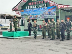 HUT TNI ke-80: Satgas Yonif 743/PSY Teguhkan Kemanunggalan TNI dan Rakyat