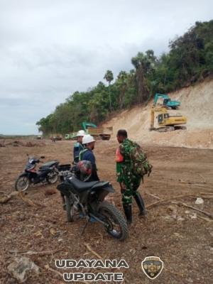 Persit Kodim 1627 Dukung Pengamanan Proyek Garam Nasional Lewat Dapur Sehat Bergizi