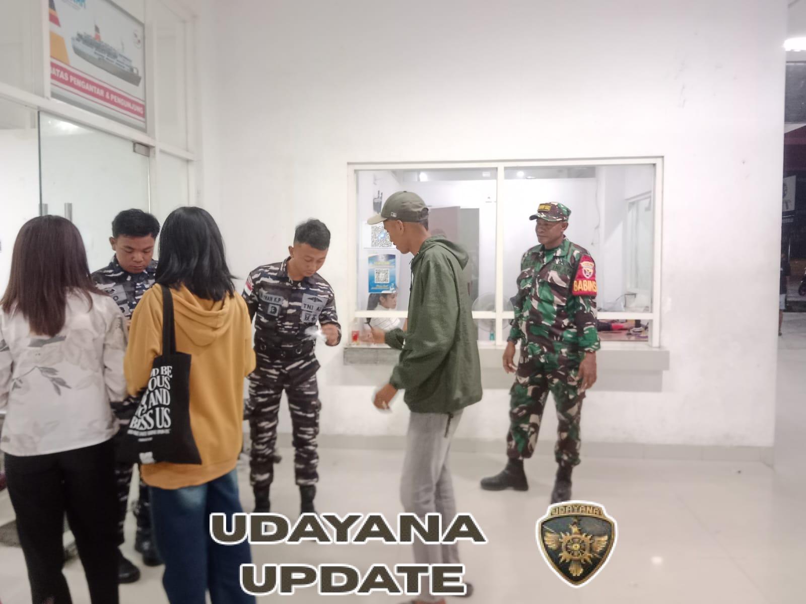 Babinsa Ende Bersinergi dengan Instansi Terkait Amankan Aktifitas Kapal KM Binaiya