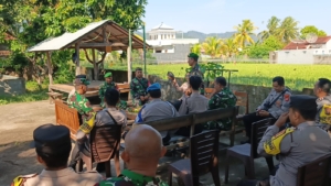 Polsek Busungbiu-Koramil 1609-07 Kompak Perkuat Sinergi Jelang HUT ke-80 TNI