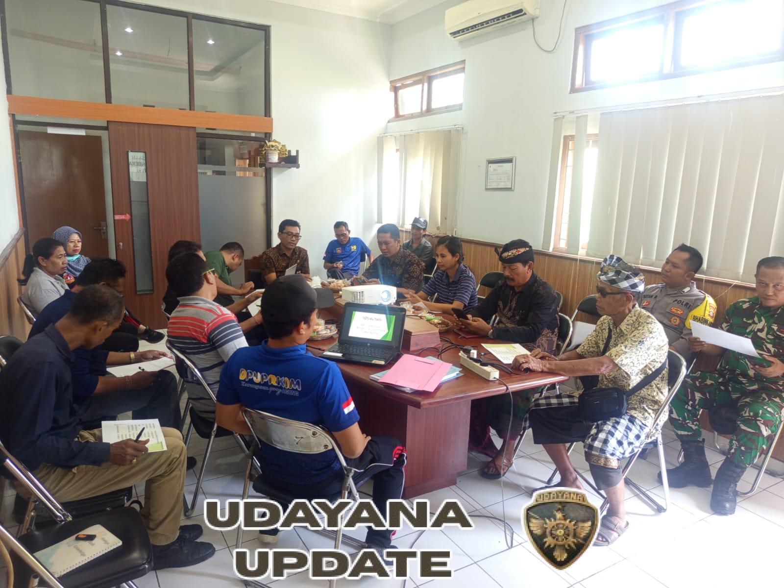 Babinsa 1623-01/Karangasem hadiri rakor terkait rehabilitasi senderan Tukad Mantri, wujud dukung kemajuan pembangunan.