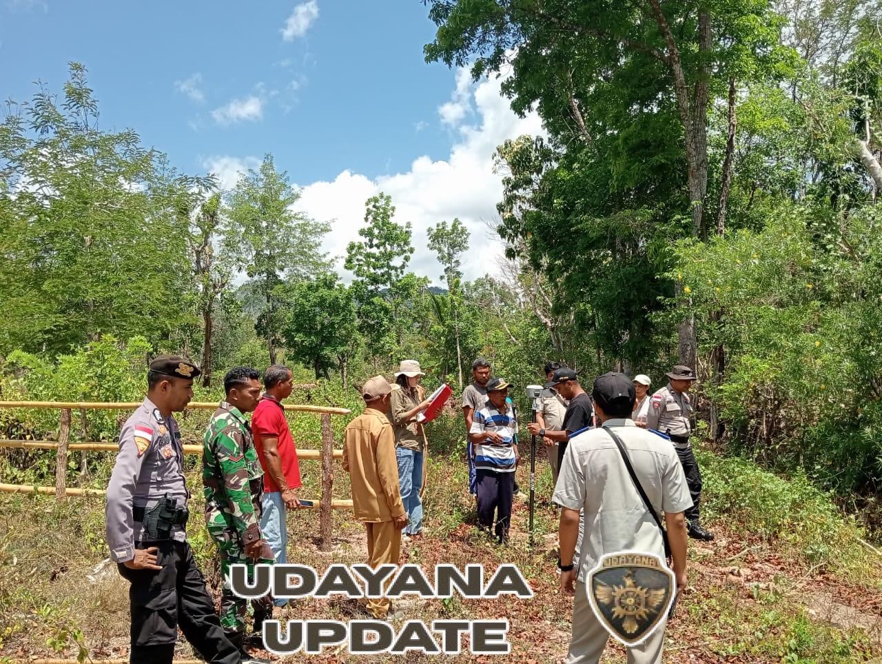 Pengukuran Tanah SDN Nispukan dan Lahan Warga, Babinsa Fatoin Turut Hadir