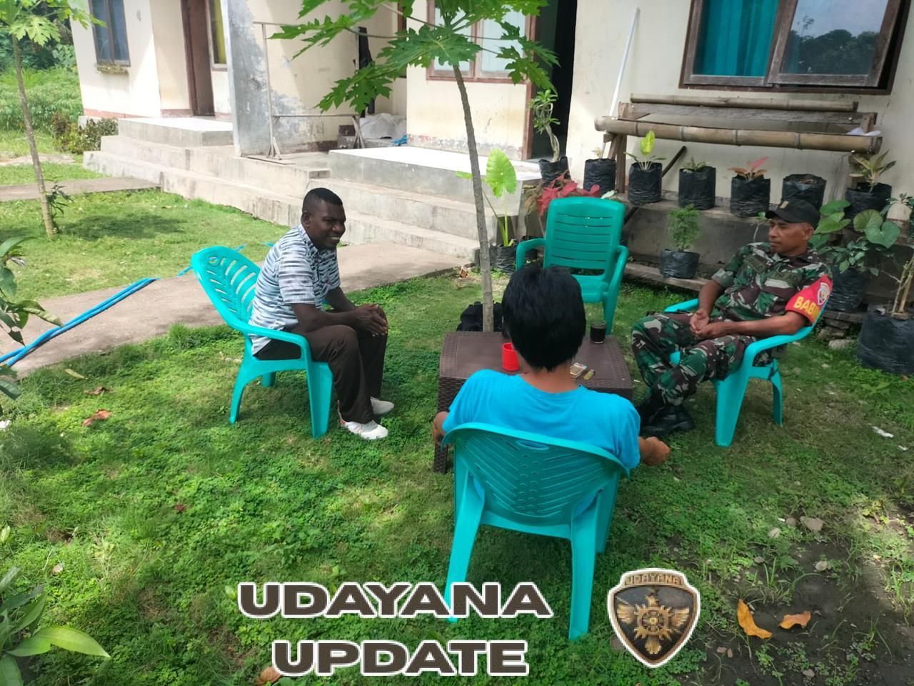 Melalui Komsos, Babinsa Dorong Kepedulian Pemuda Terhadap Lingkungan Desa