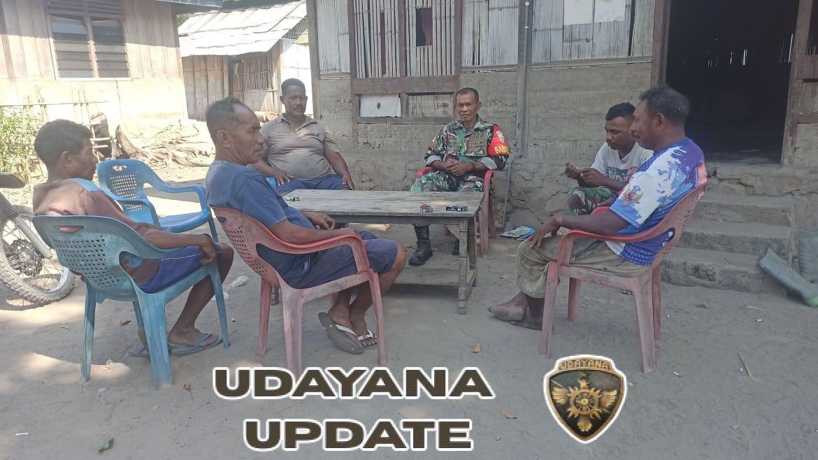 Babinsa Serka Densius Berno Tingkatkan Komsos dan Pamwil di Kotabaru