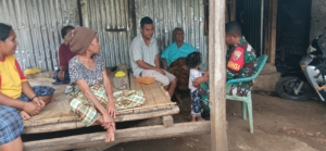 Praka Umar Laksanakan Pamwil dan Himbauan Kebersihan Lingkungan di Desa Wiwipemo