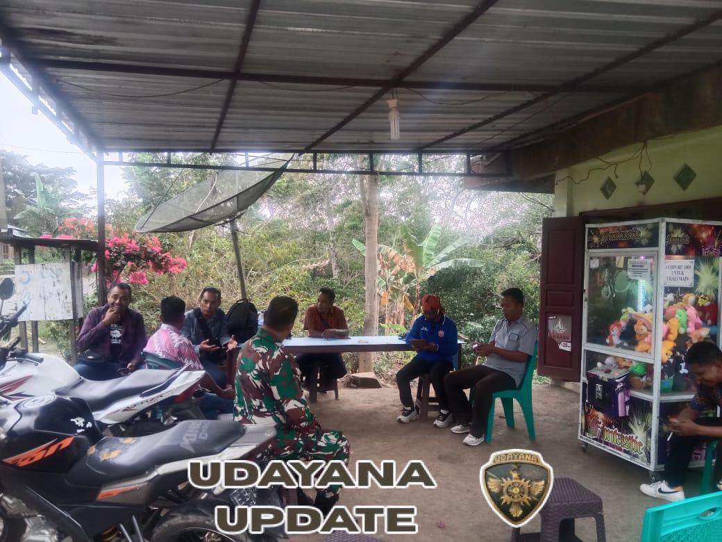 Wujudkan Kamtibmas, Babinsa Sertu Clementino Sambangi Warga Desa Binaan