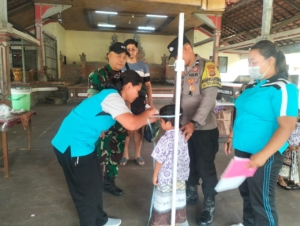 Babinsa Bakas Aktif Dampingi Posyandu Balita