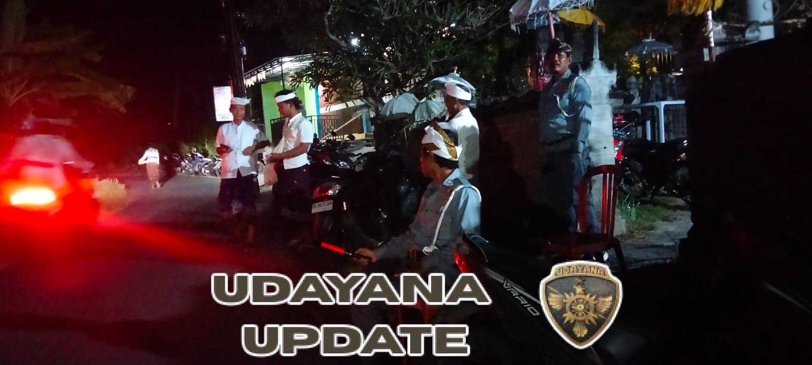 Babinsa Kawal Upacara Piodalan, Ciptakan Rasa Aman dan Nyaman di Wilayah Binaan