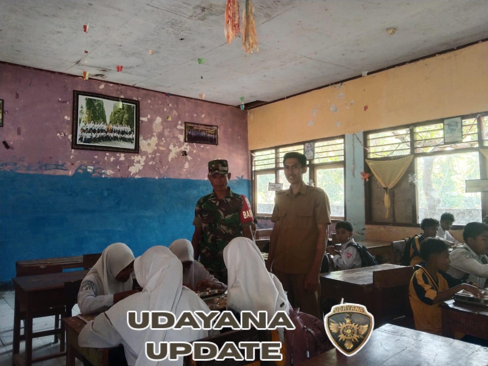 Ribuan Siswa di Ambalawi Nikmati Makan Bergizi Gratis dari Kodim 1608/Bima