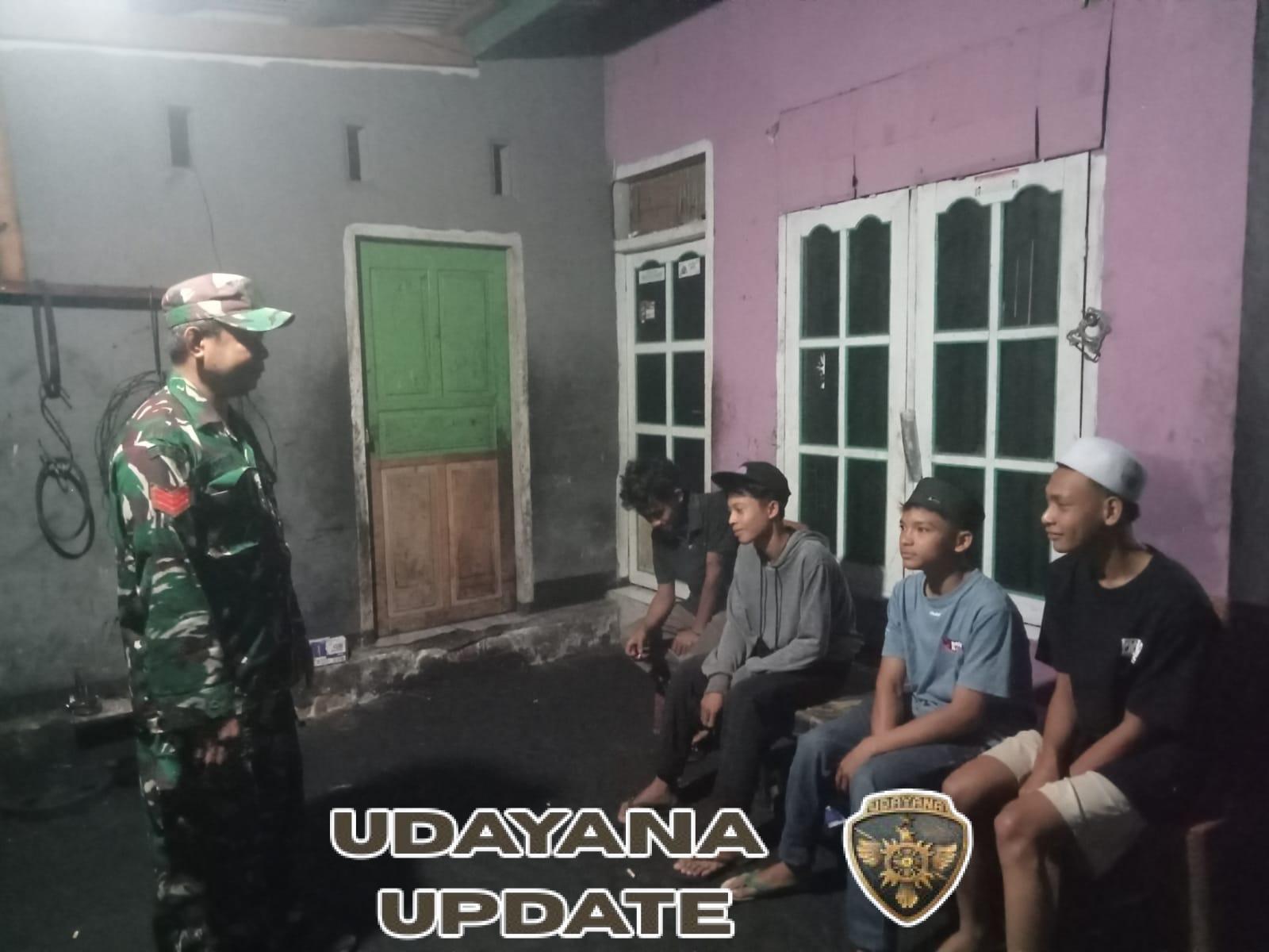 Patroli Malam Babinsa di Dusun Branti, Warga Aman dan Tertib