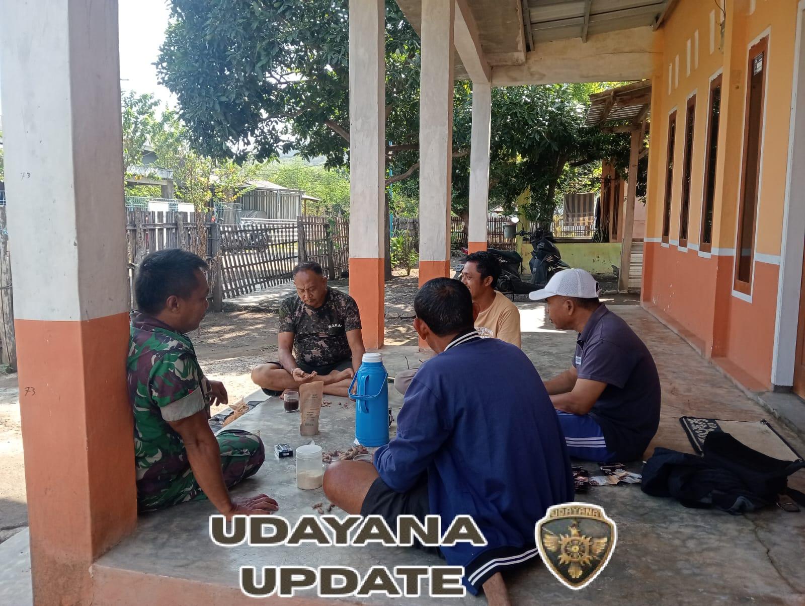 TNI dan Warga Bersinergi Jaga Kamtibmas di Desa Tambak Sari