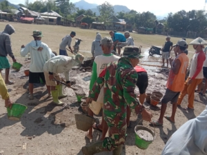 Gotong Royong Serka Suryansah Bersama 110 Warga Desa Baralau Sukses Dilaksanakan