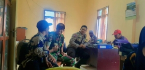 ‎Tingkatkan Kepercayaan Warga, Babinsa dan Bhabinkamtibmas Imbau Pemerintah Desa Perkuat Pelayanan dan Pendataan Kependudukan