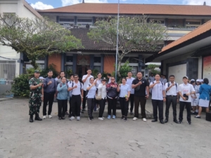 Koramil 1616-02/Ubud Gelar Penyamaan Persepsi Tata Upacara Bendera bagi Tenaga Pendidik