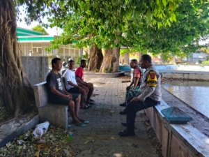 Sinergi TNI dan Polri di Airnona Bahas Kamtibmas Warga