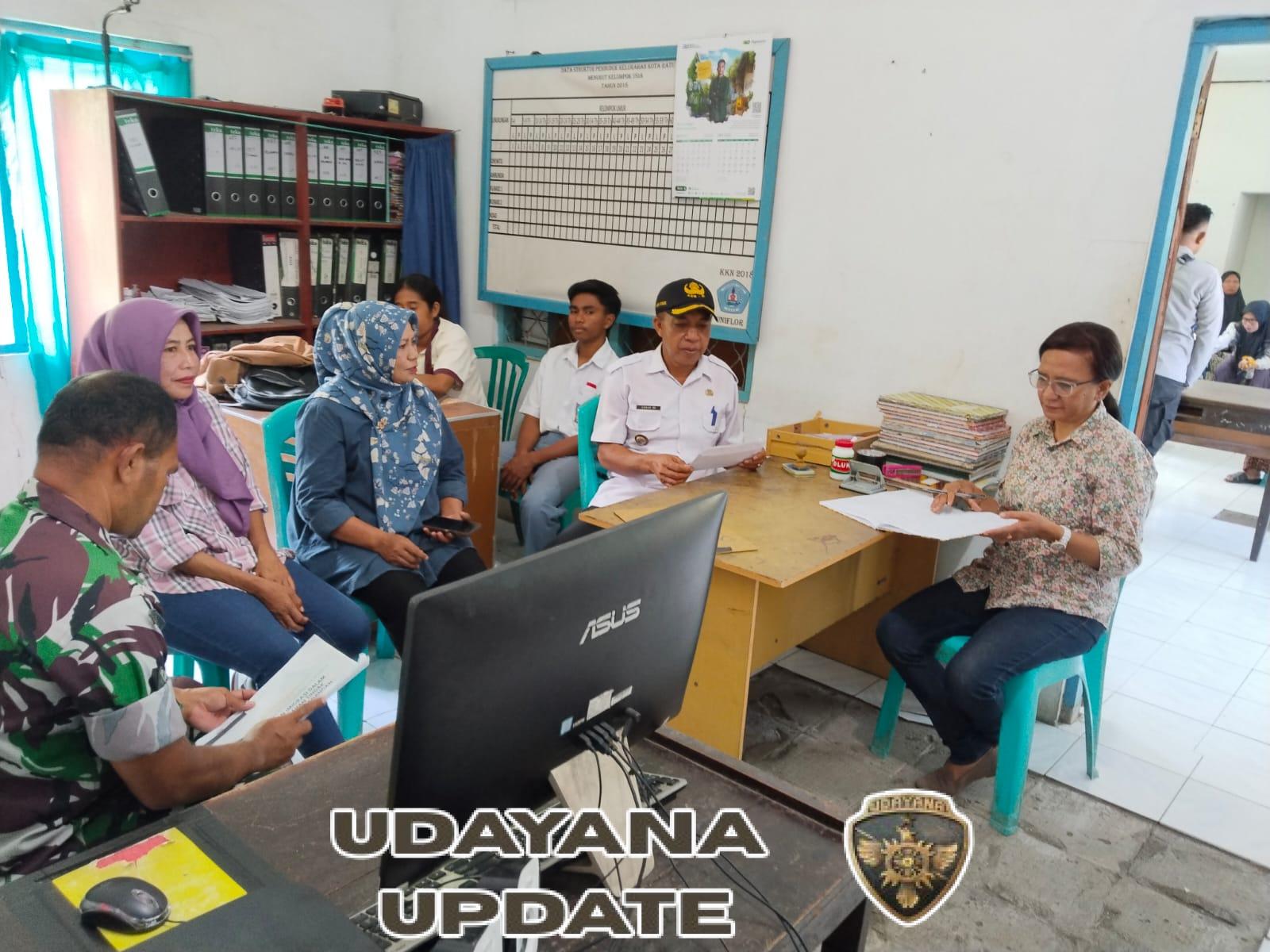 Babinsa Kodim 1602/Ende Aktif Lakukan Komsos, Warga Kota Ratu Sambut Antusias