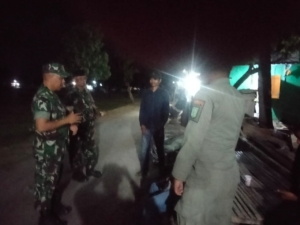 Sinergi Aparat dan Warga Desa Bajo Jaga Kondusifitas Wilayah Soromandi