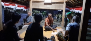 Patroli Malam Babinsa Seteluk Wujudkan Situasi Wilayah yang Aman dan Kondusif