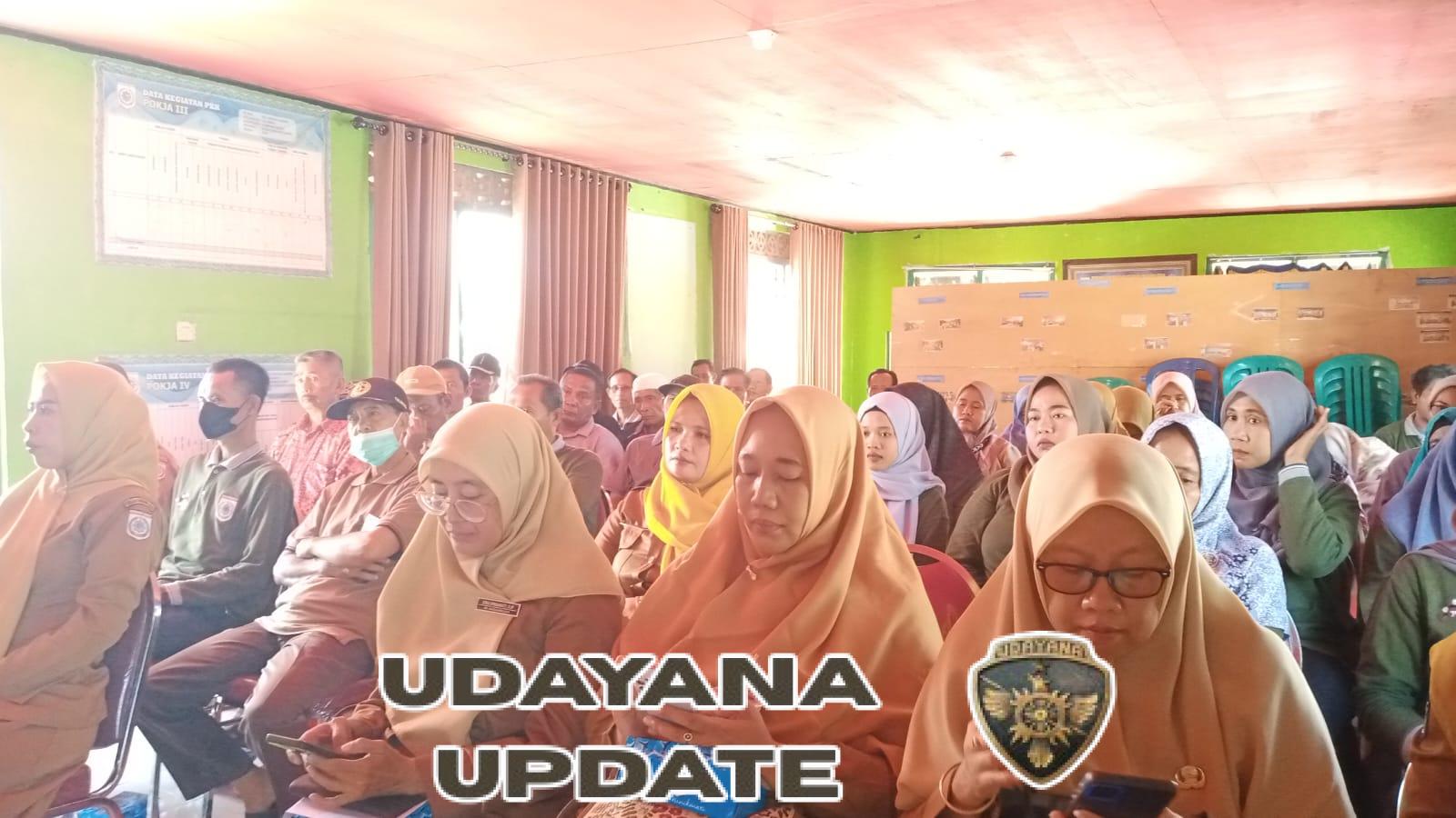 Koramil 1628-01/Taliwang Dukung Pemutakhiran Data Sosial Ekonomi di Kelurahan Sampir