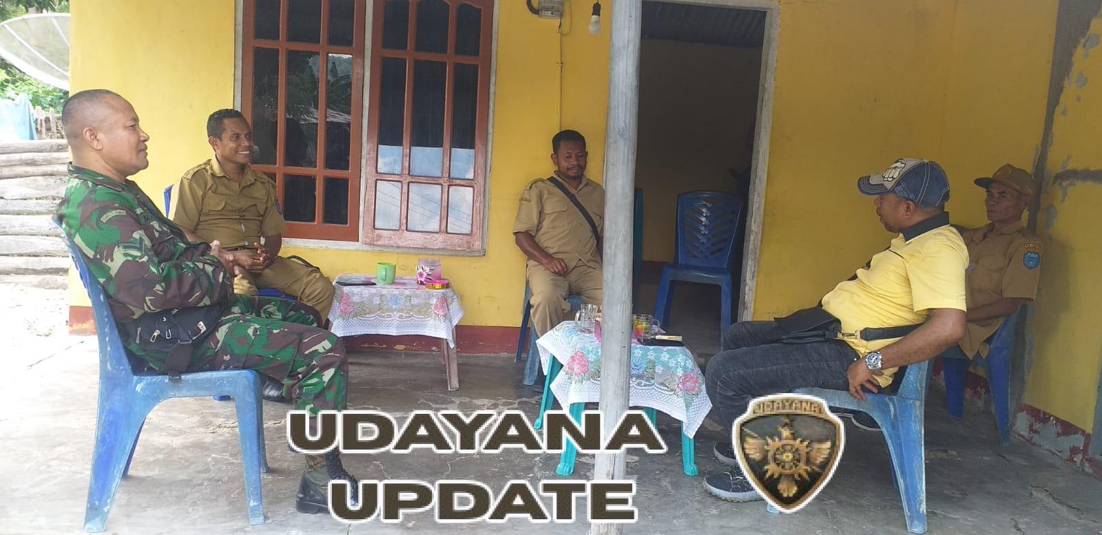 Babinsa Koramil Miotim Pererat Hubungan dengan Aparat Desa dan Warga Melalui Komsos