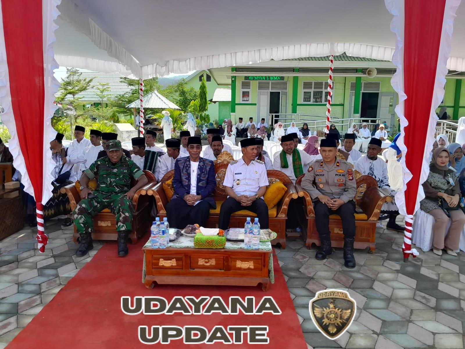 Wakil Bupati Bima Jadi Inspektur Upacara Hari Santri Tema “Mengawal Indonesia Merdeka Menuju Peradaban Dunia”