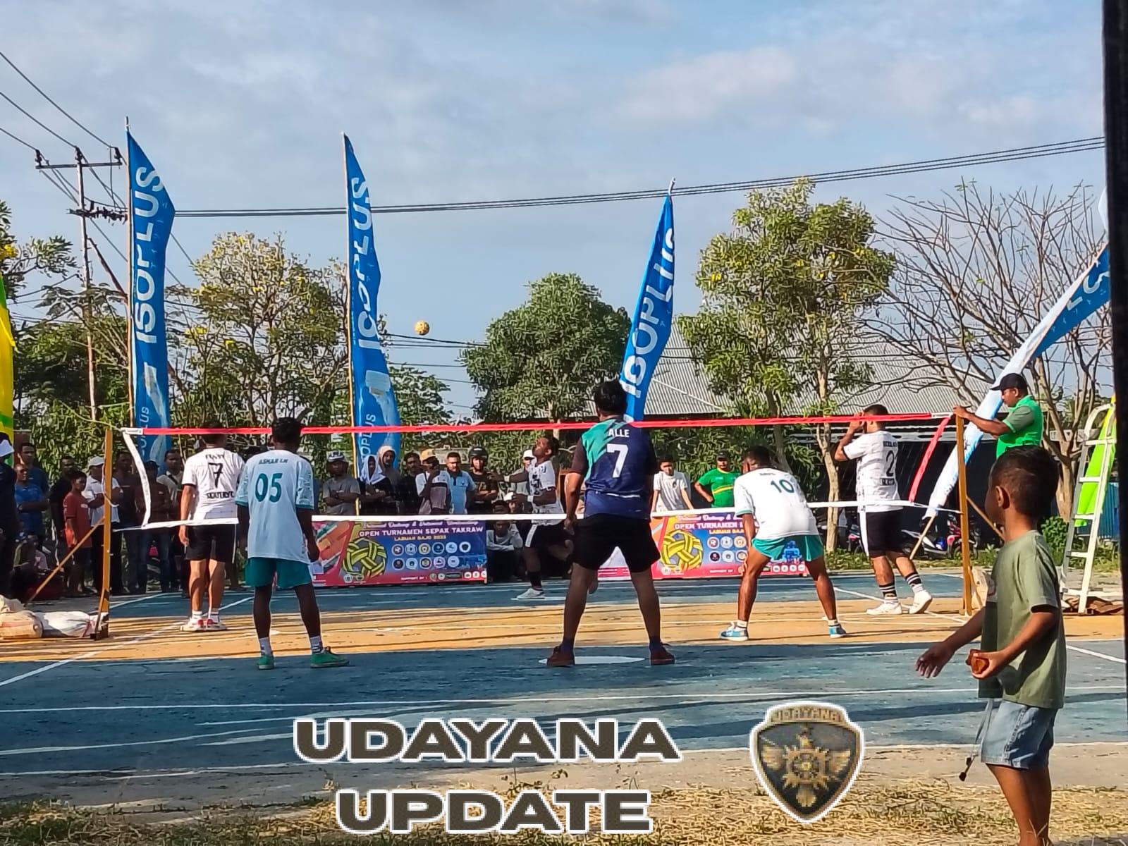 Semangat Juang di Lapangan Waesambi, Babinsa Komodo Buka Turnamen Sepak Takraw, Dorong Sportivitas Generasi Muda