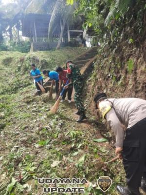 Sinergitas Babinsa Dan Pemdes Manduang Wujudkan Wilayah  Bersih Dan Sehat Melalui Kerja Bhakti