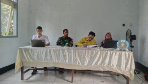 Babinsa Desa Stowe Brang Dukung Sosialisasi Penurunan Harga Pupuk Subsidi di Kecamatan Utan ‎