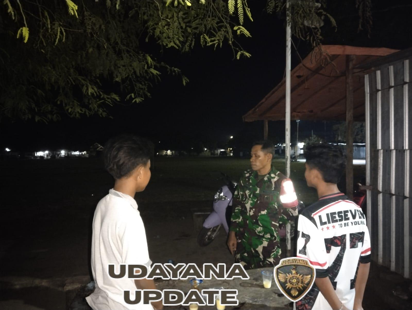 Babinsa Karijawa Ajak Warga Jaga Kamtibmas Lewat Ronda Malam