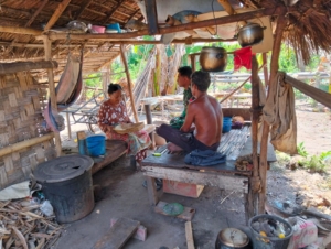 Praka Yanuar Boby Laksanakan Pemantauan Wilayah dan Komunikasi Sosial di Pantar Tengah